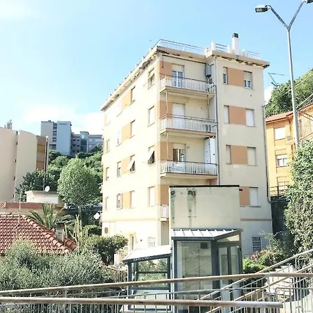 Apartment Casa Belle Vue Finale Ligure