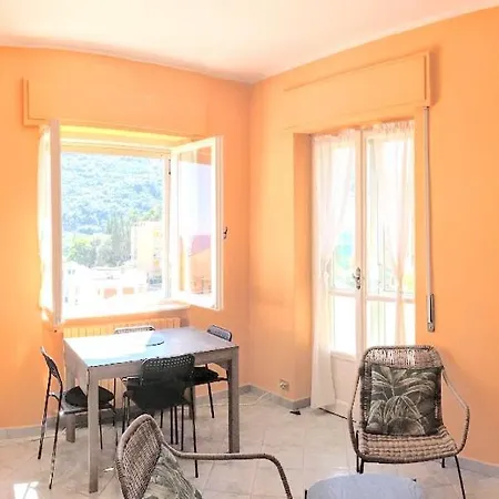 Apartment Casa Belle Vue Finale Ligure